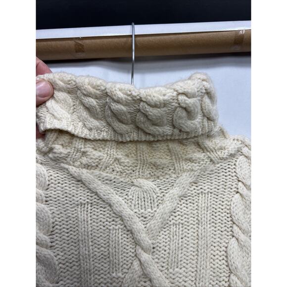 INIS CRAFTS Irish Cable-Knit Merino Wool Turtleneck Sweater Women’s Small Cream - Picture 4 of 9